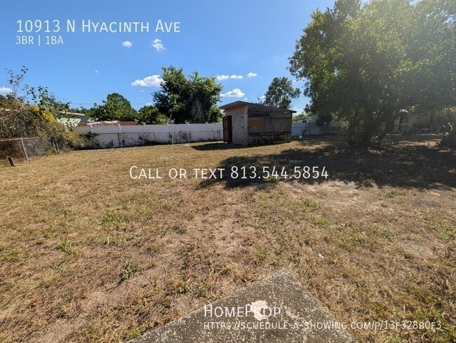 Building Photo - 10913 Hyacinth Ave