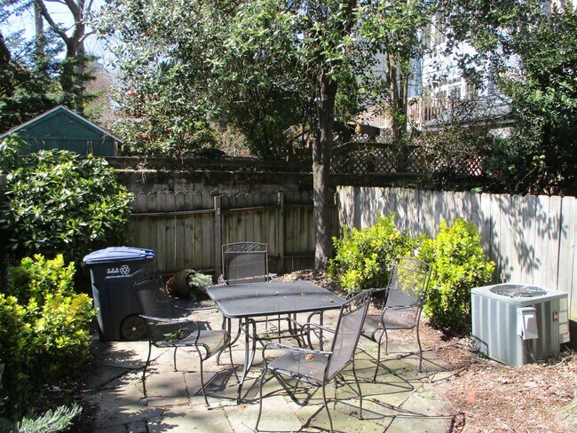 Building Photo - The Charm that Defines Georgetown is Captured in this 2 bedroom 2 bathroom Townhome