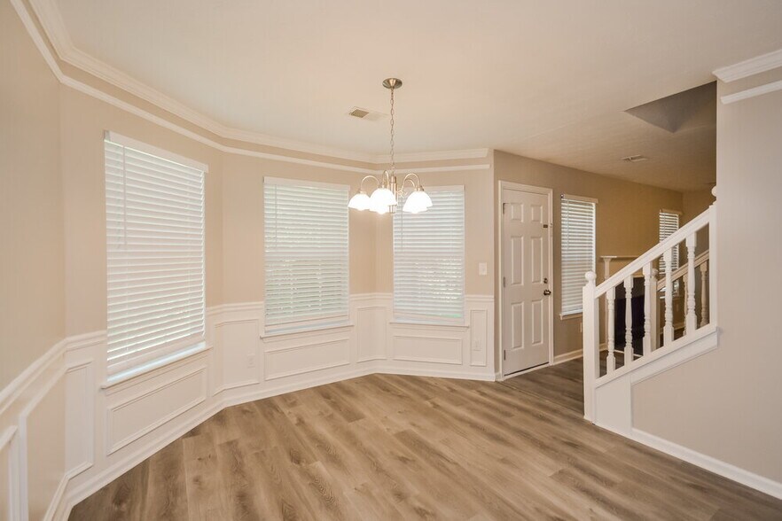 Building Photo - 729 Wood Bend Ct