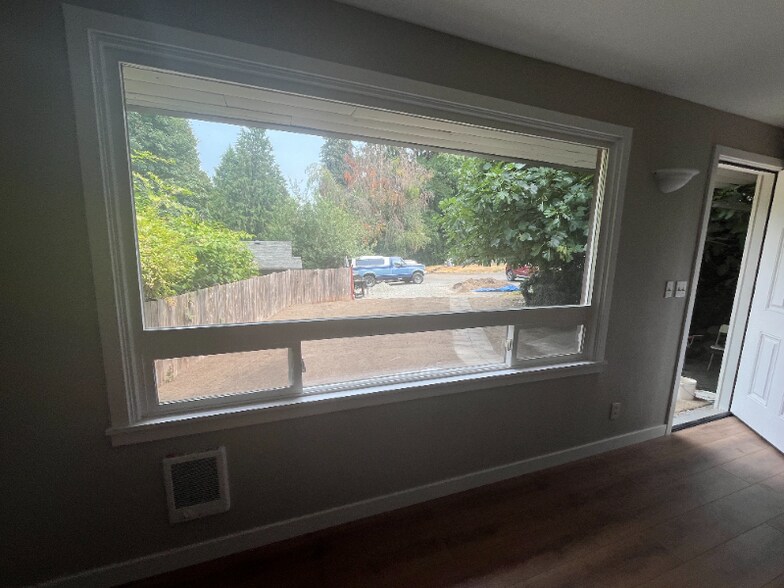 Building Photo - 12631 34th Ave S