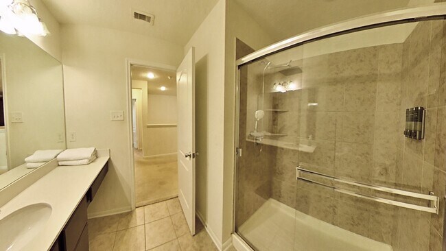 Building Photo - 14311 Hickory Stream Ct