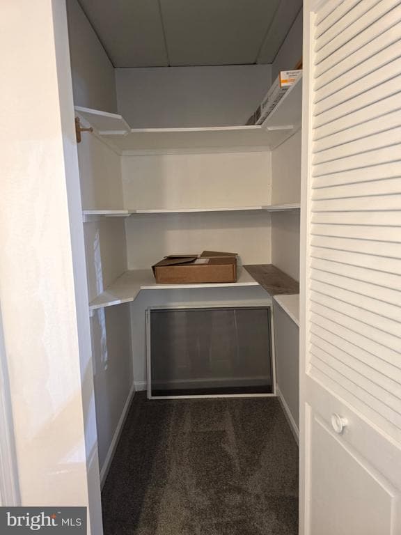 Building Photo - 154 Woodstream Dr