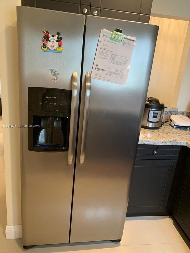 Building Photo - 240 NW 114th Ave