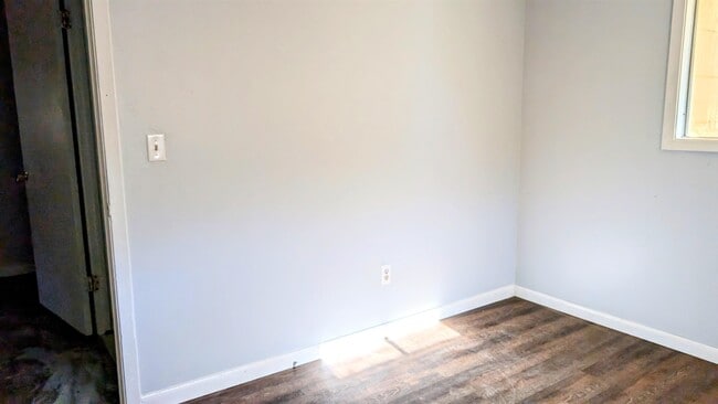 Building Photo - 25 Arrowhead Dr