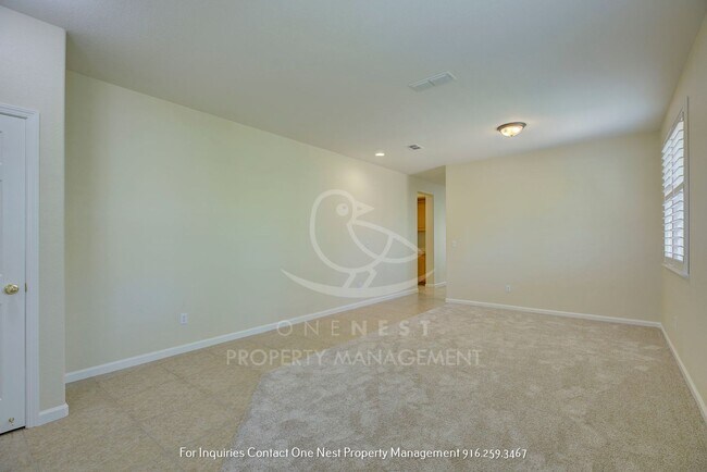 Building Photo - 3 bedroom 2 bathroom Lincoln Crossing home