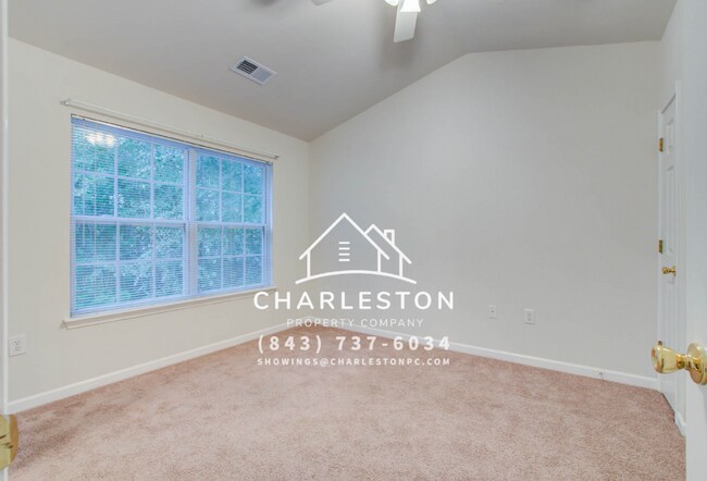 Building Photo - 500 Tree Branch Cir