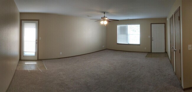 Building Photo - 901 Fall Mdw Ln