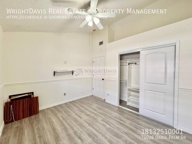 Building Photo - 10028 Oasis Palm Dr