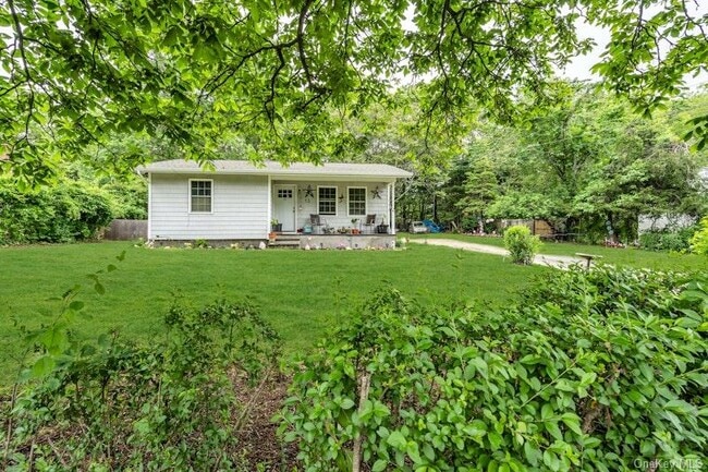 Building Photo - 13 Carr Ln