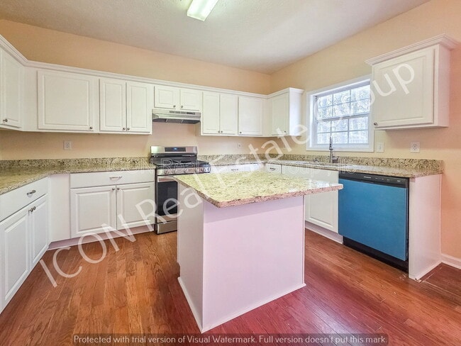 Building Photo - 516 Bruin Ct