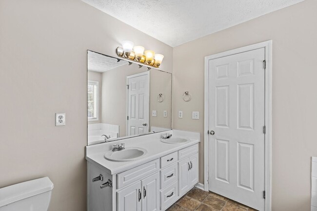 Building Photo - Coming Soon.....Gorgeous 3br 2bath home, beautiful front porch and spacious yard!!