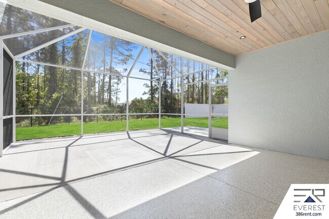 Building Photo - FULLY FENCED, LIKE NEW, CUSTOM BUILT 3/2/2 ON A CUL DE SAC IN DESIRABLE QUAIL HOLLOW