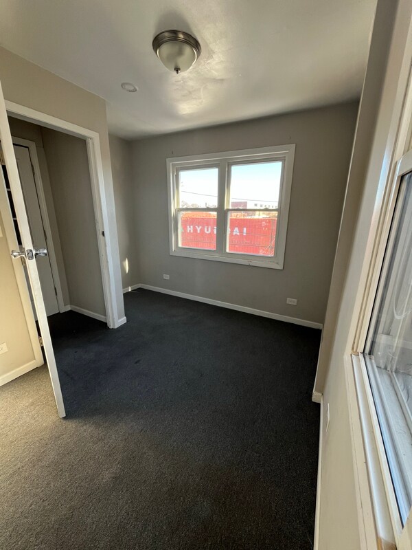 Building Photo - 917 N Cicero Ave