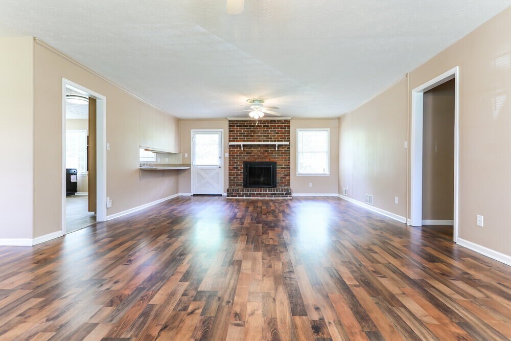 Building Photo - 2906 Elizabeth Ln