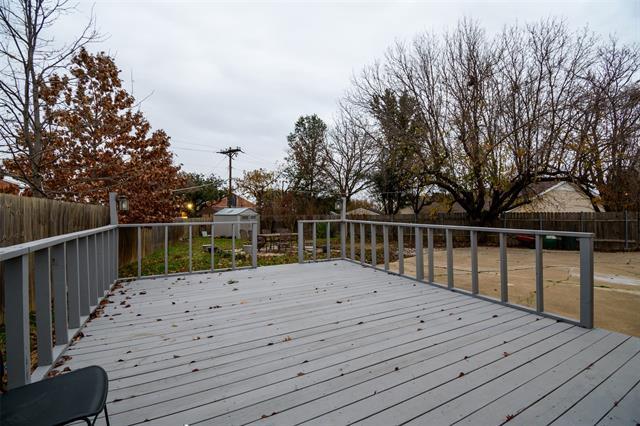 Building Photo - 3820 Flintridge Dr