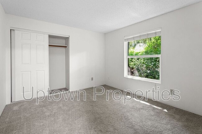 Building Photo - 19578 SW 68th Ave