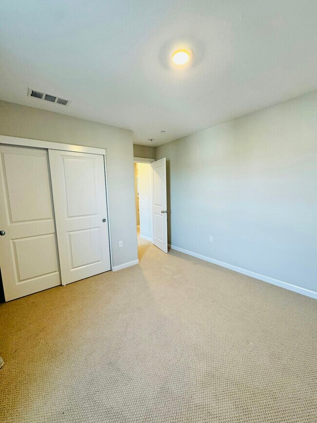 Building Photo - 5336 Hames Valley Ln