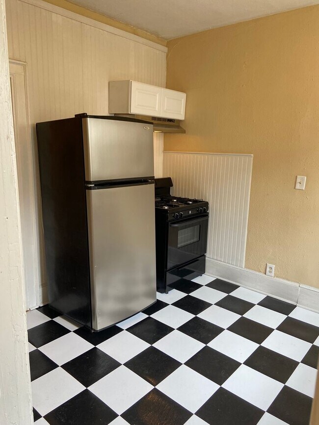 Building Photo - YELLOWBUNNY- 3352/3354-MONTEZUMA DUPLEX-CA...