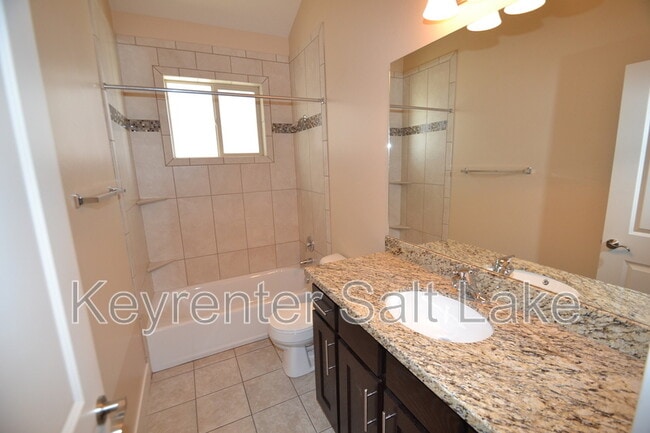 Building Photo - 938 Rebecca View Dr