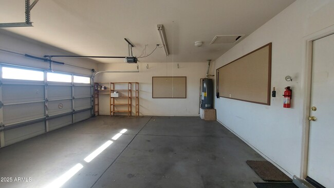 Building Photo - 740 N Nantucket St