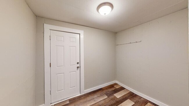 Building Photo - Clark / Fulton Area - 4 Bedrooms - Single ...