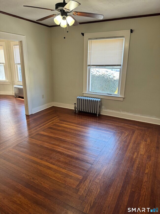 Building Photo - 46 Denison Ave