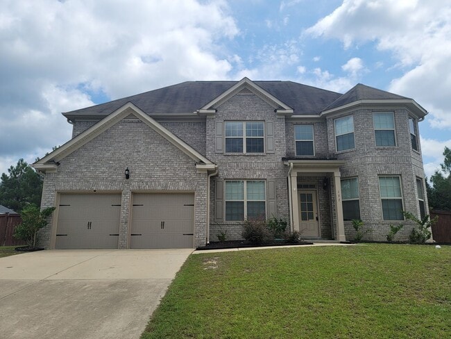 Primary Photo - Breathtaking 4 Bedroom Home in Highgrove a...