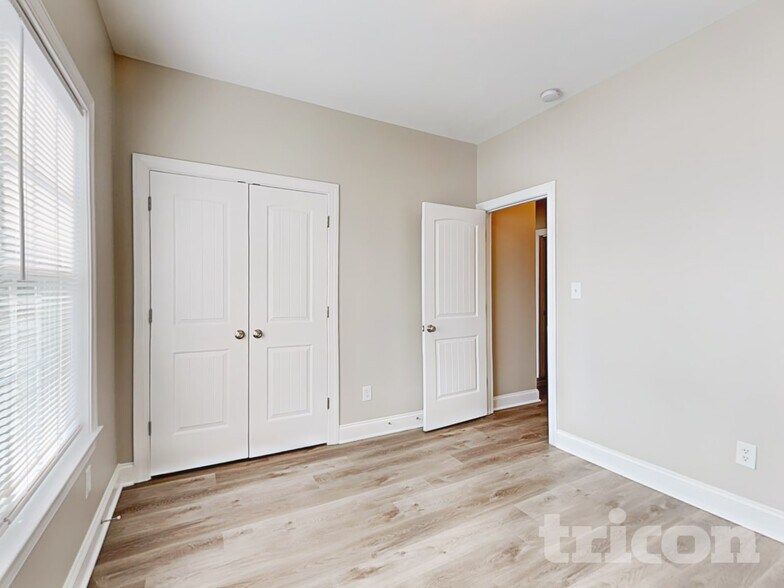 Building Photo - 117 Cambridge Dr
