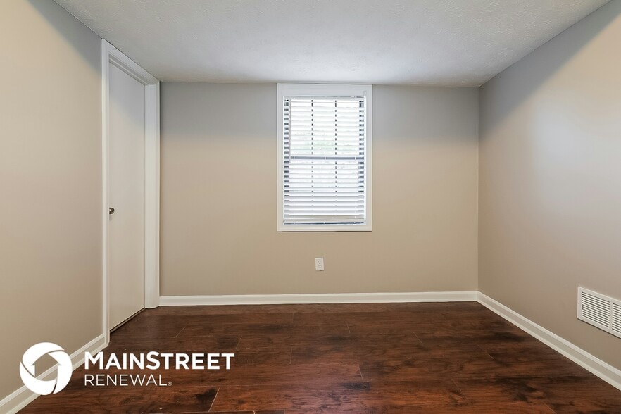 Building Photo - 4218 Falcon Crest Dr