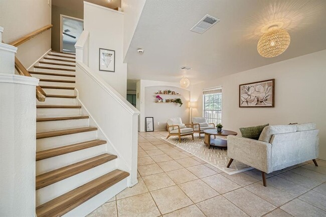 Building Photo - 2003 Erika Cove