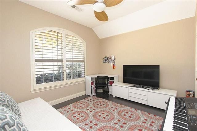 Building Photo - 1861 Carson Ln