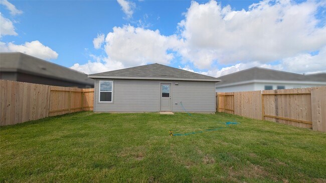 Building Photo - 21702 Cottonwood Mdws Trl