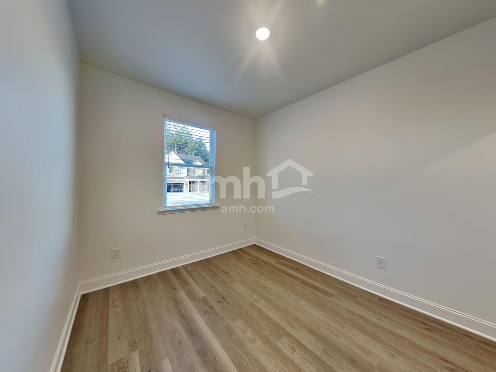 Building Photo - 1519 Aquamarine Dr