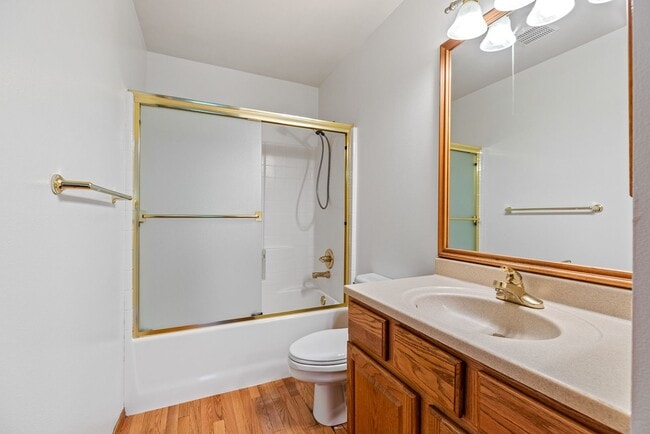 Building Photo - 4 bed 2.5 bath Snoqualmie Ridge