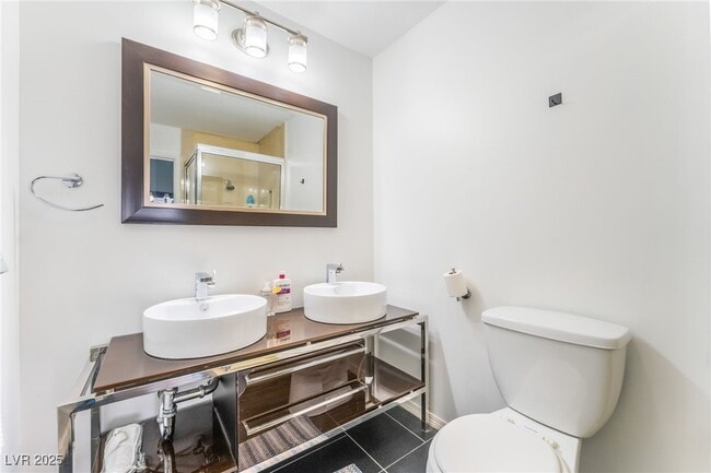 Building Photo - 3024 Bel Air Dr