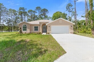 Building Photo - Home for rent on the lake !