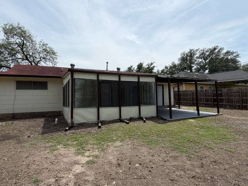 Building Photo - 7819 Quirt Dr