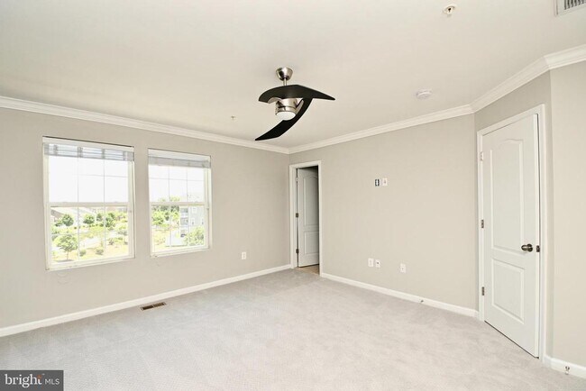 Building Photo - 11177 Southport Pl