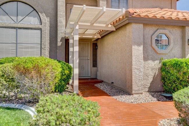 Building Photo - Gorgeous 4 Bedroom, 2 Story Home with a Beautiful Pool in the Lakes!