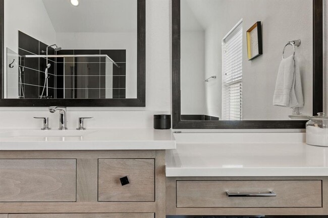 Building Photo - 4501 Night Owl Ln