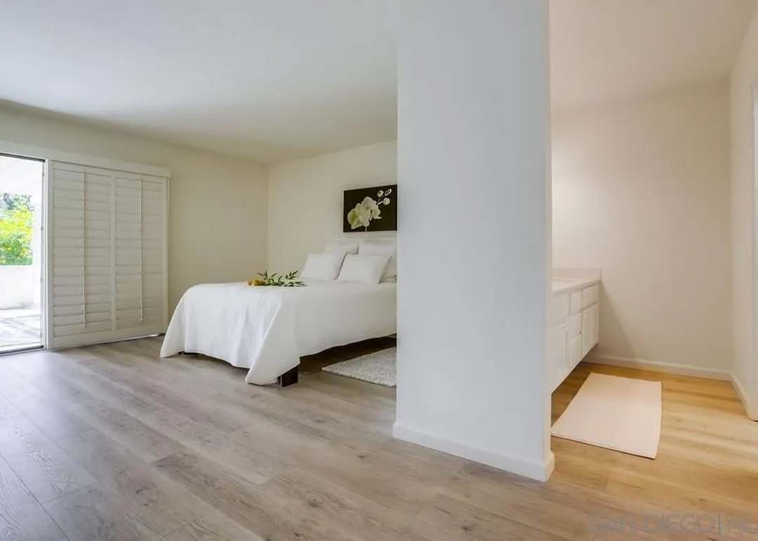 Building Photo - 12894 Corte Arauco