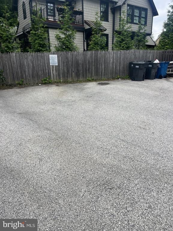 Building Photo - 454 Old Lancaster Rd