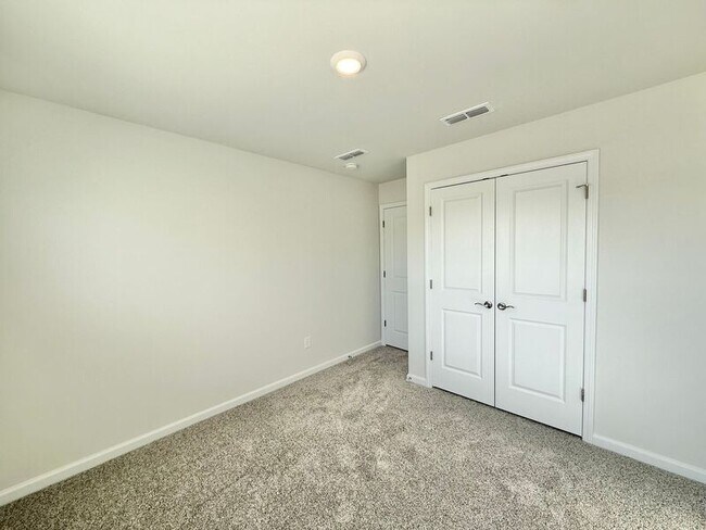 Building Photo - 2542 Olive Chapel Rd