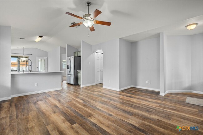 Building Photo - 4492 Mather