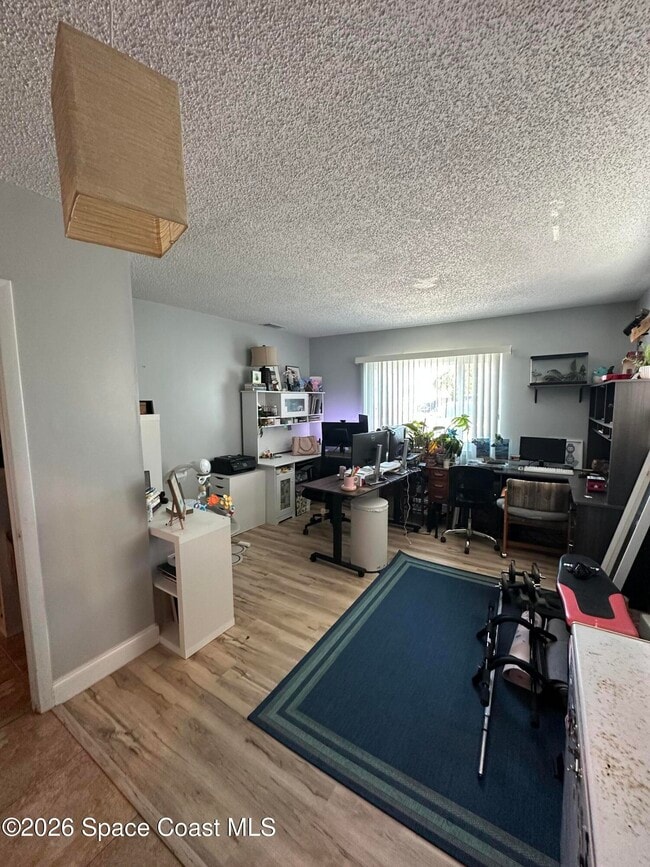 Building Photo - 4406 Sherwood Blvd