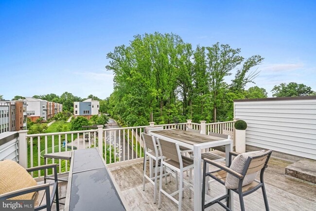 Building Photo - 5120 Longstone Way