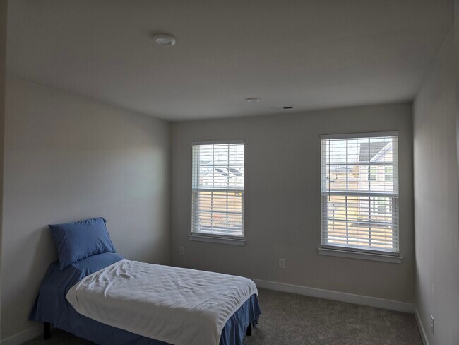 Building Photo - 7321 Childress Dr SW