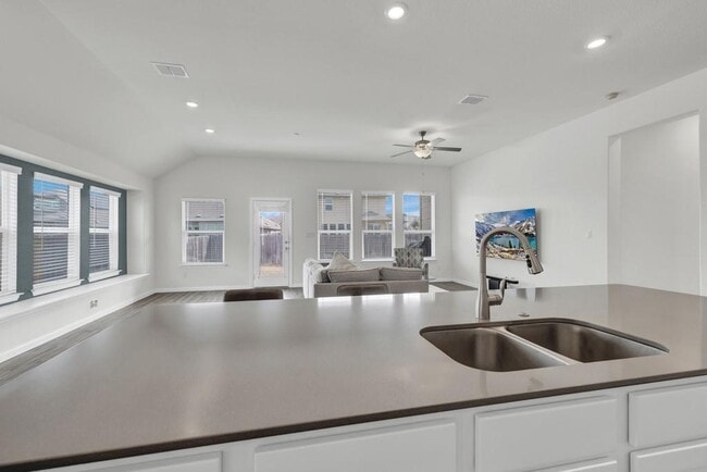 Building Photo - 315 Garcitas Cove