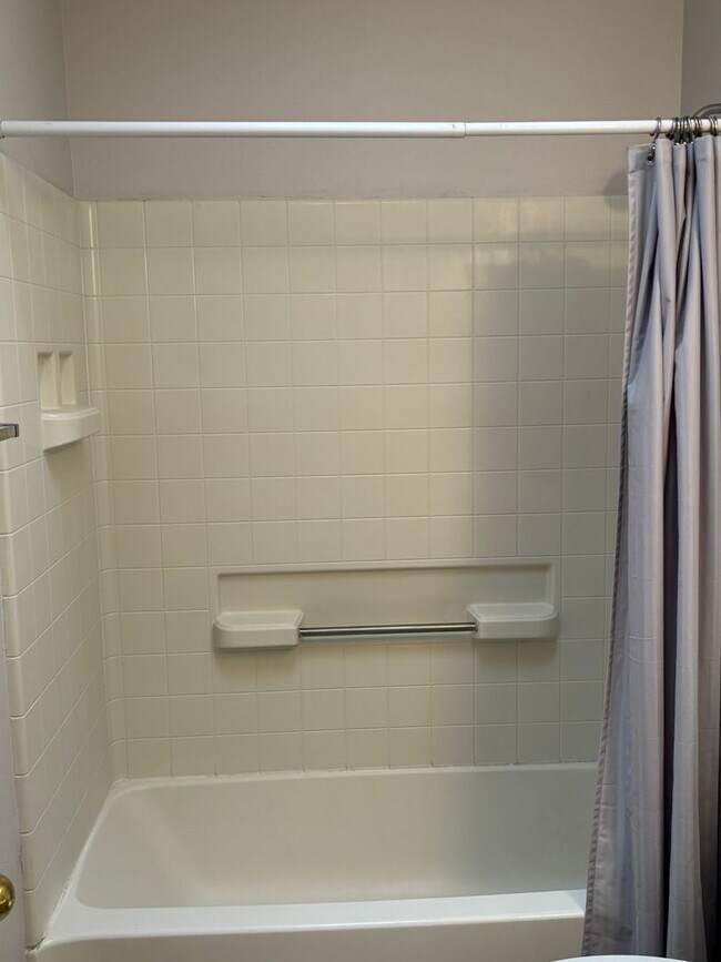 Building Photo - Charming 2 Bed, 2 Bath Home in Rio Rancho
