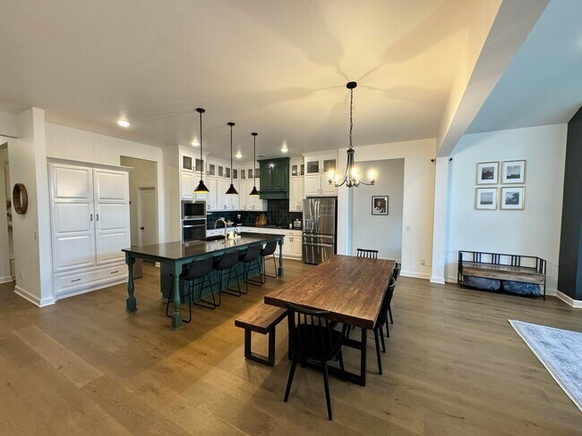 Building Photo - 18013 Marea Dr